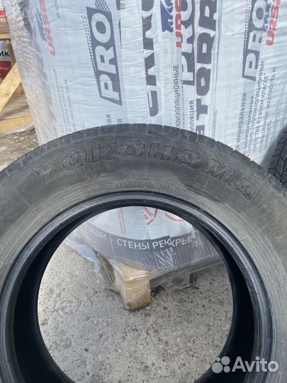 Yokohama Geolandar G033 215/70 R16