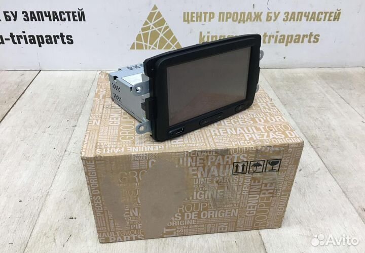 Автомагнитола Renault Duster OEM 281156240R