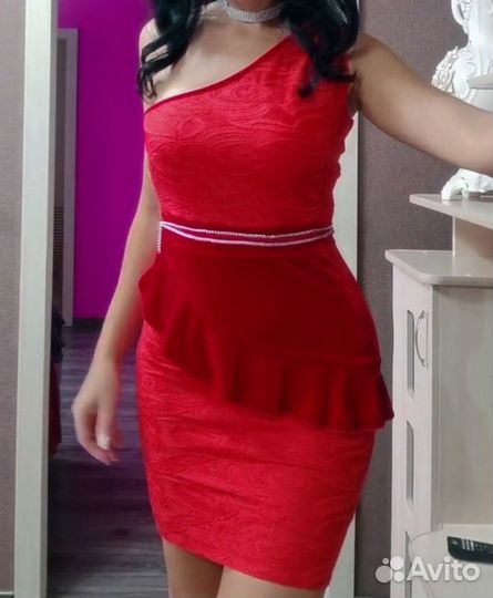 Вечернее платье