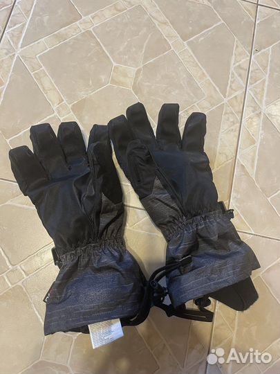 Горнолыжные перчатки мужские dakine