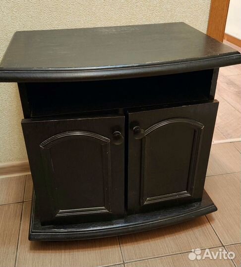 Тумба под телевизор