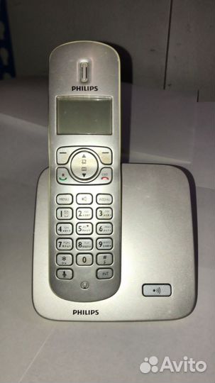 Телефон с базой