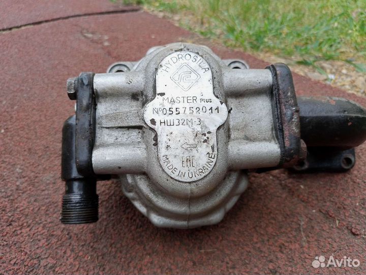 Гидро насос левый