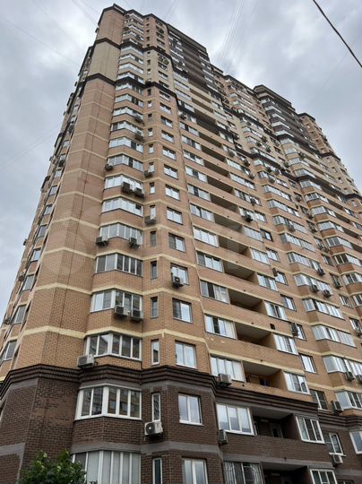1-к. квартира, 53 м², 10/24 эт.
