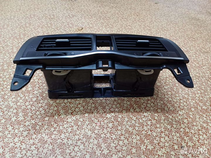 Дефлектор печки центральный гранта фл