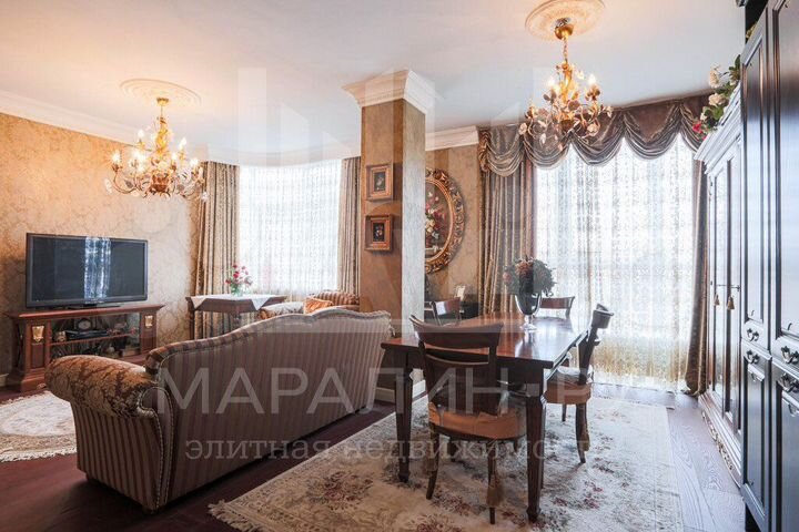 4-к. квартира, 115 м², 12/22 эт.