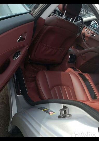 Сидения (красный салон )w219