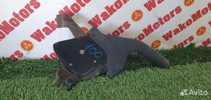 Рычаг стояночного тормоза Toyota Land Cruiser 100