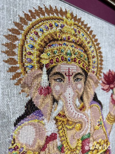 Картина вышивка на алтарь божества Ганеша