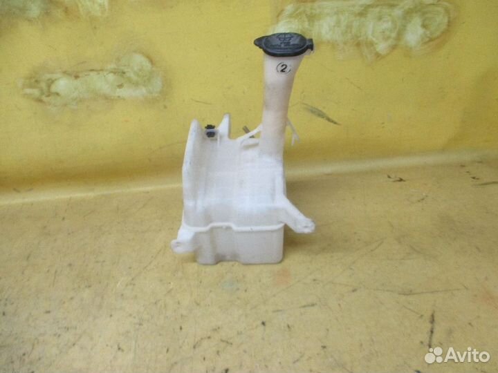 Бачок омывателя Toyota Corolla spacio NZE121N