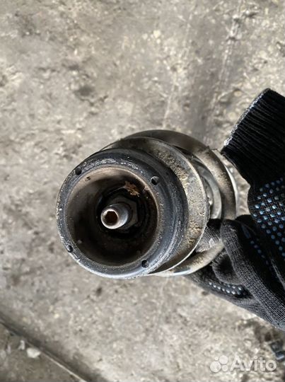 Стойка передняя правая в сборе skoda fabia 2 rooms