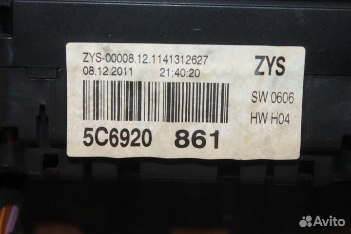 Панель приборов Фольксваген Джетта 6