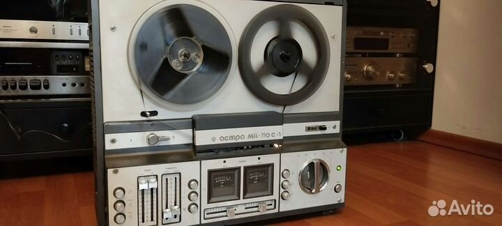 Катушечный (бобинный) магнитофон Астра 110С-1