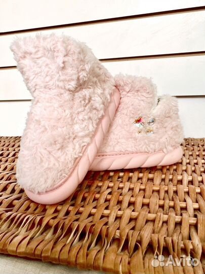 Чуни разогревочные для дома или спорта