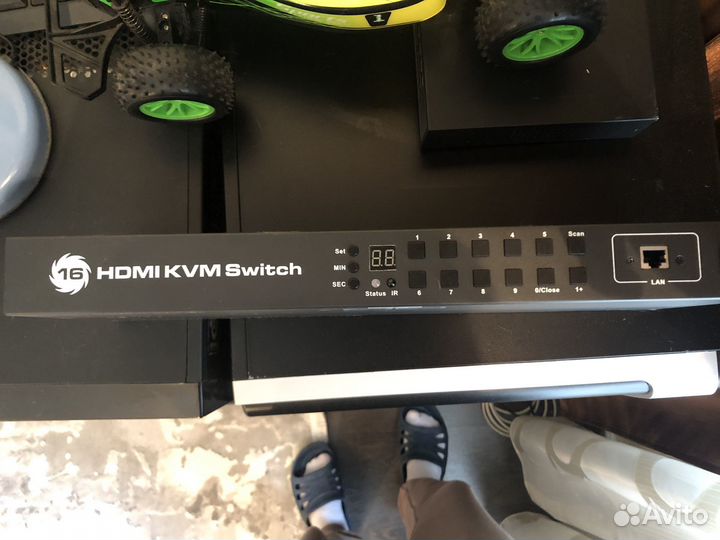 Kvm switch TESmart 16 hdmi 60Hz 4k