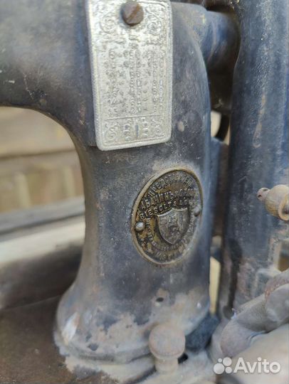 Швейная машинка