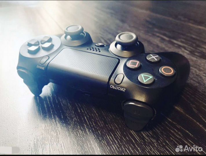 Sony PS4 PRO 7208B Самая свежая ревизия с играми
