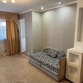 3-к. квартира, 67,4 м², 1/2 эт.