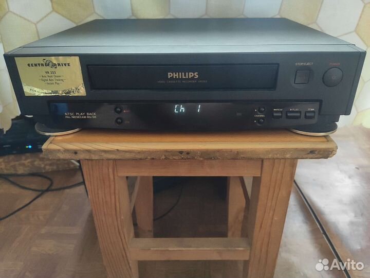 Видеомагнитофон Philips vr-253 требуется ремонт