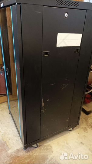 Шкаф напольный 19-дюймовый, 22U, Hyperline