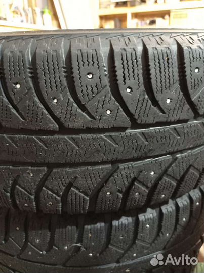 Bridgestone Ice Cruiser 7000S 225/60 R17