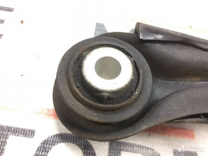 Рычаг подвески нижний задний правый Mercedes-Benz