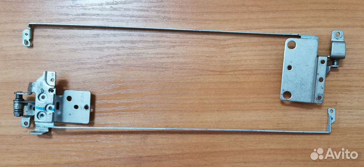 Петли Acer Aspire ES1-5*** и Packard Bell