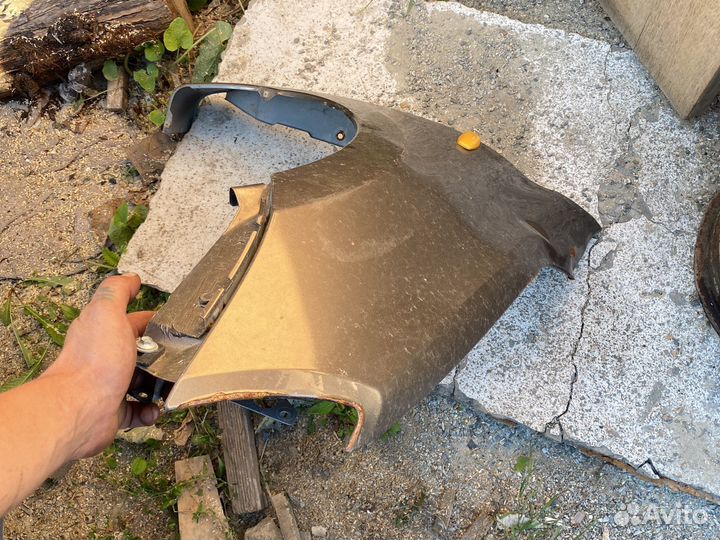 Крыло правое лада гранта 17г лифтбек