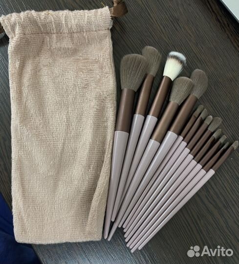 Набор кистей для макияжа