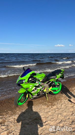 Мотоцикл Kawasaki ninja для фотоссесии