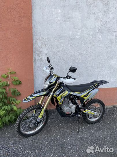 Мотоцикл BSE Z3
