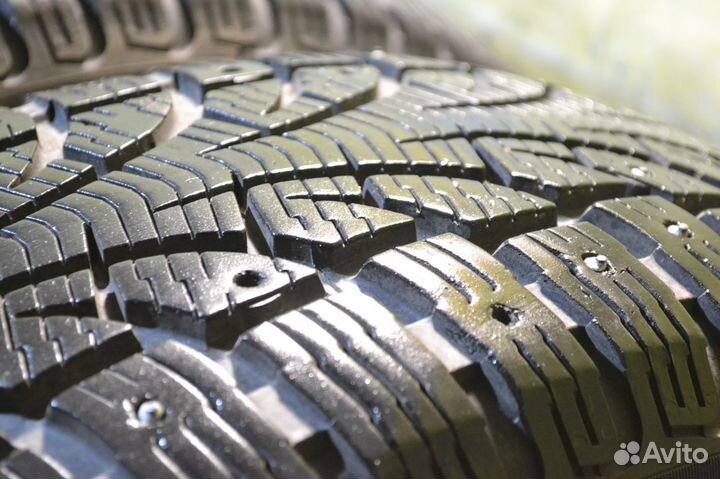 Pirelli Winter Carving Edge 235/65 R17