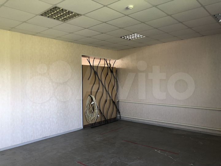 Помещения свободного назначения, 45 м² и 92 м²