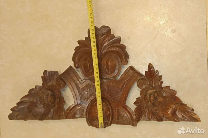 Антикварная корона для шкафа