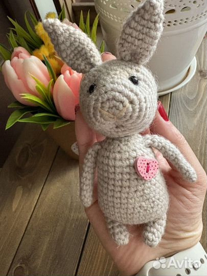 Вязаный зайчик