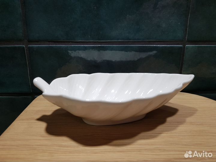 Тарелочка для сервировки фарфоровая