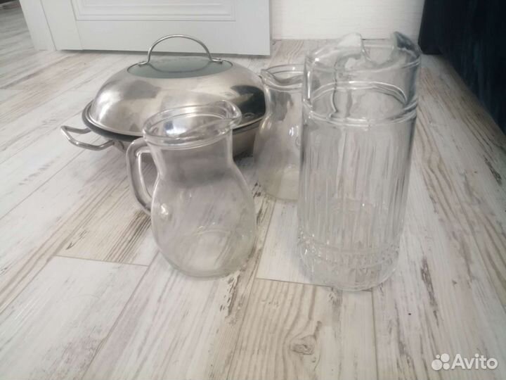 Тарелки, стаканы