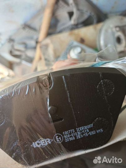 Тормозные колодки bНовые тормозные колодки bmw