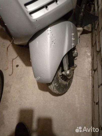 Honda lead 50 целиком на запчасти. Бронь