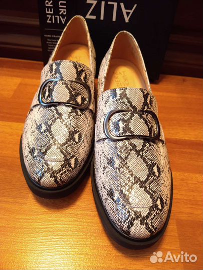 Слипоны Лоферы