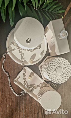 Шкатулка для украшений, предметы интерьера