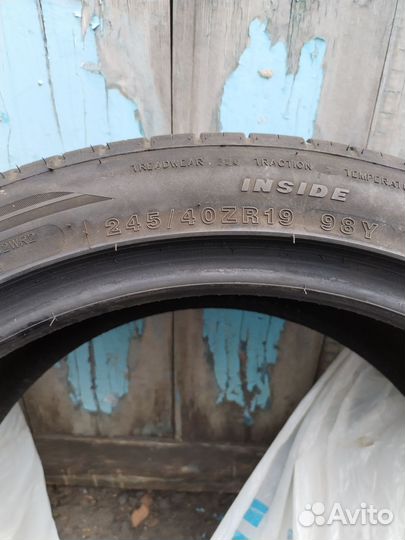 Tracmax X-Privilo TX3 245/40 R19