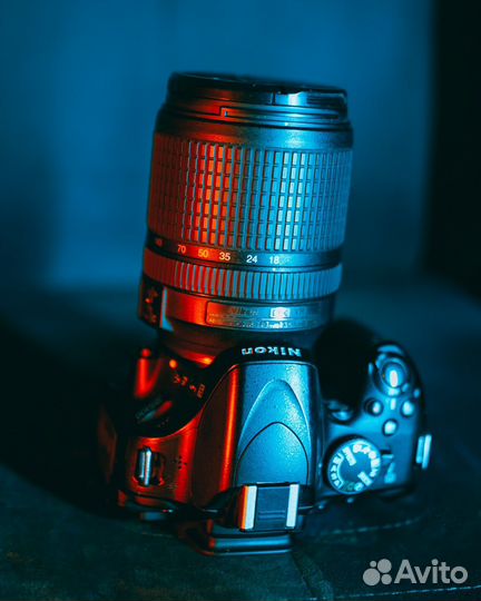 Фотоаппарат Nikon D5100 с объективом 18-140 мм