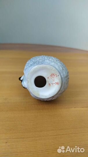 Фарфоровая статуэтка ёжик. лфз. СССР