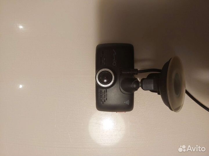 Видеорегистратор Mio mivue 688