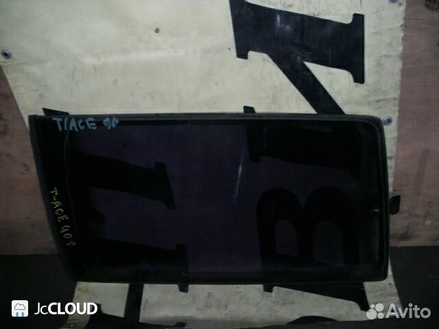 Стекло на toyota town ACE CR30