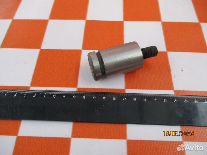 Ось кпс-4-0517609