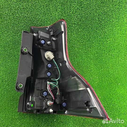 Фонарь левый задний Прадо 09-13