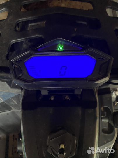 Commander 200