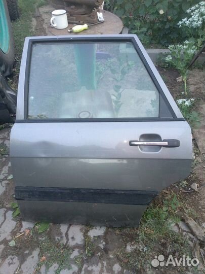 Двери. Ауди 80 переходная модель